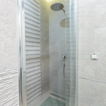 Domina Apartment
