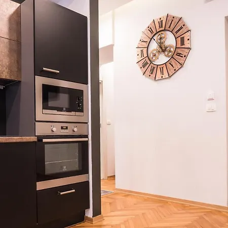 Domina Apartment